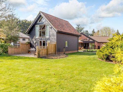 Granary Barn Ukc5405 - last minute hotel in Banham