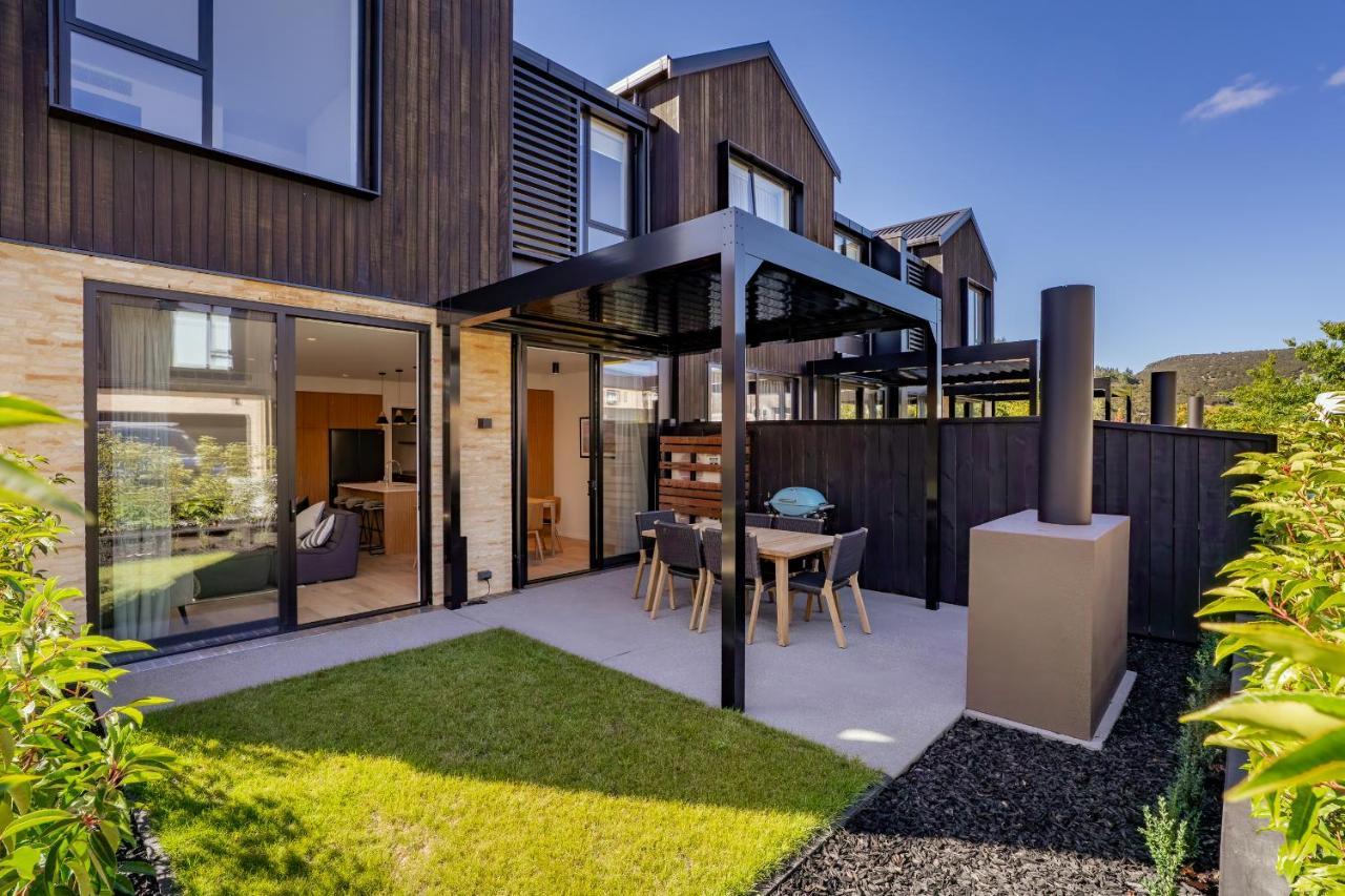 Explorers Rest Wanaka Holiday Home — 4-Star Luxury Hotel in Wanaka, New Zealand