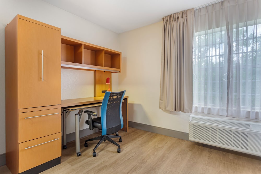 MainStay Suites Tampa Moffitt USF - photo 10