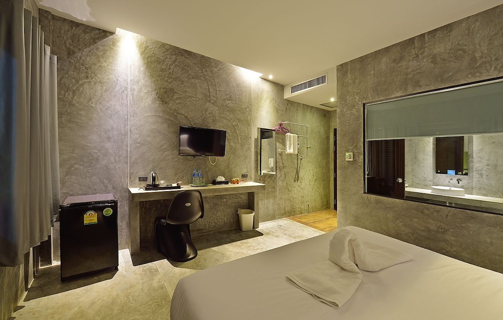 The Oasis Resort - carbon neutral hotel in Krabi