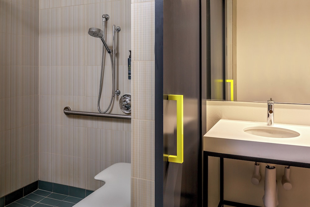 Aloft Lexington - photo 12