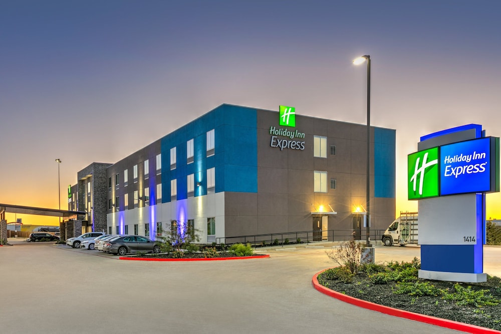 Holiday Inn Express San Antonio East I 10 by IHG - featured photo