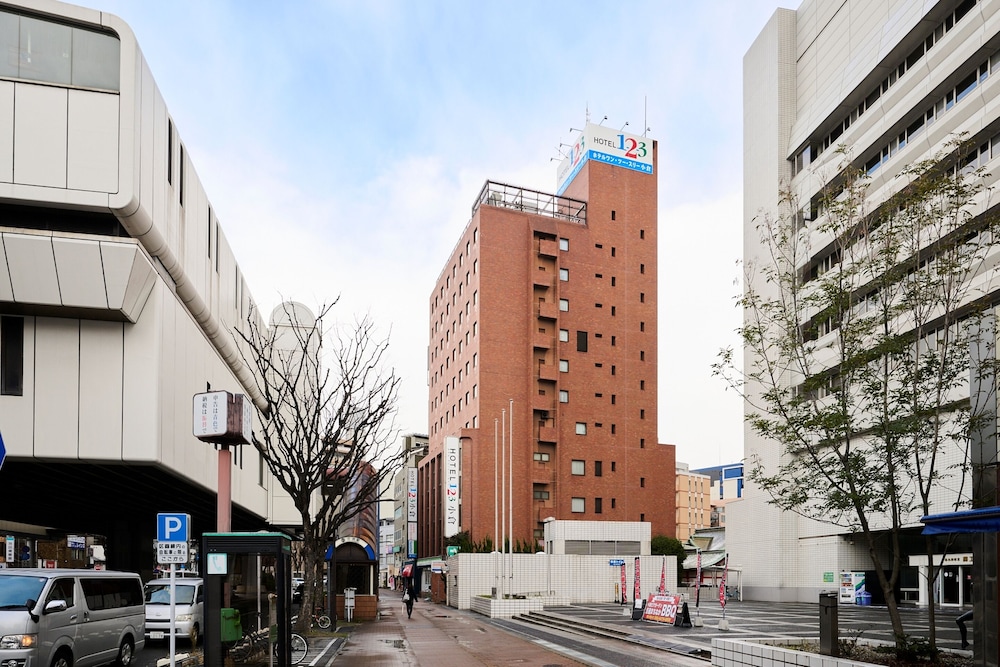 Hotel 1 2 3 Kokura in Kitakyushu, Japan