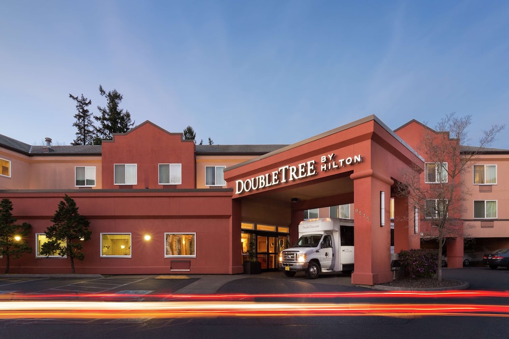DoubleTree by Hilton Portland Tigard - photo 34