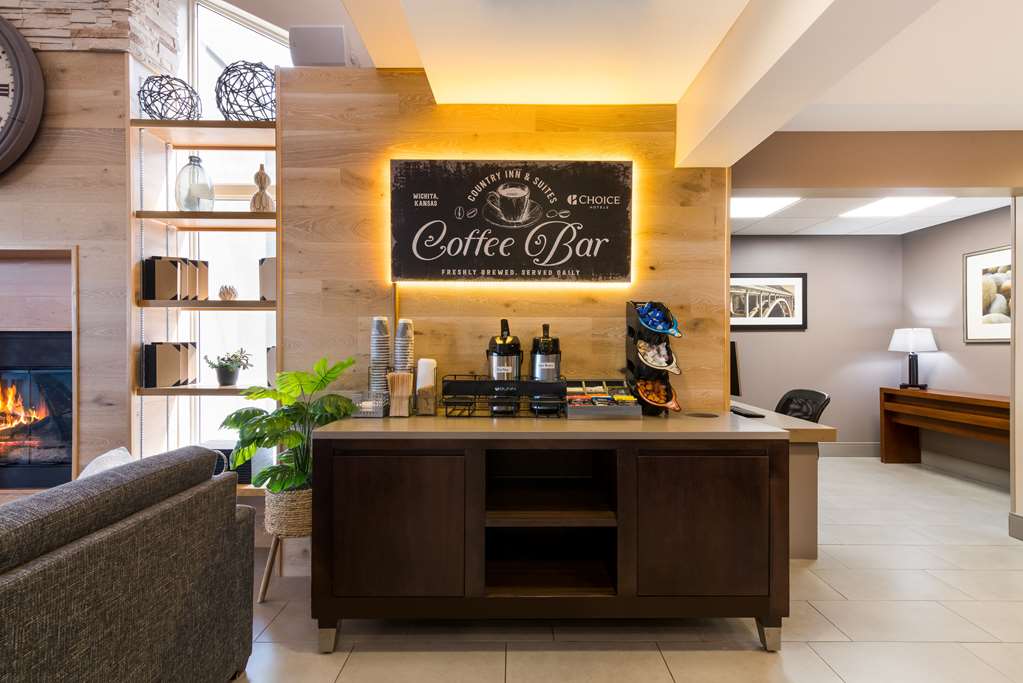 Country Inn & Suites by Radisson Wichita East KS - photo 4