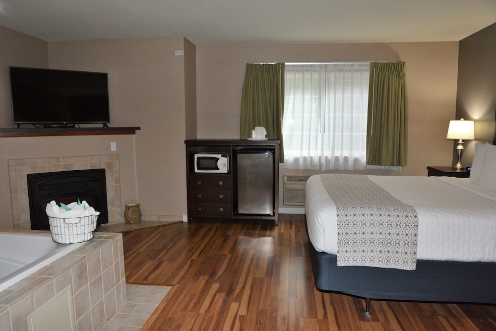 FairBridge Inn & Suites Dupont - photo 13