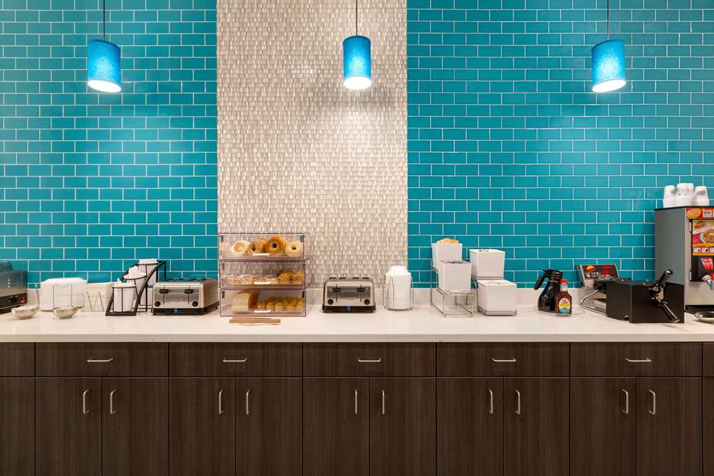 La Quinta by Wyndham Gainesville - photo 27