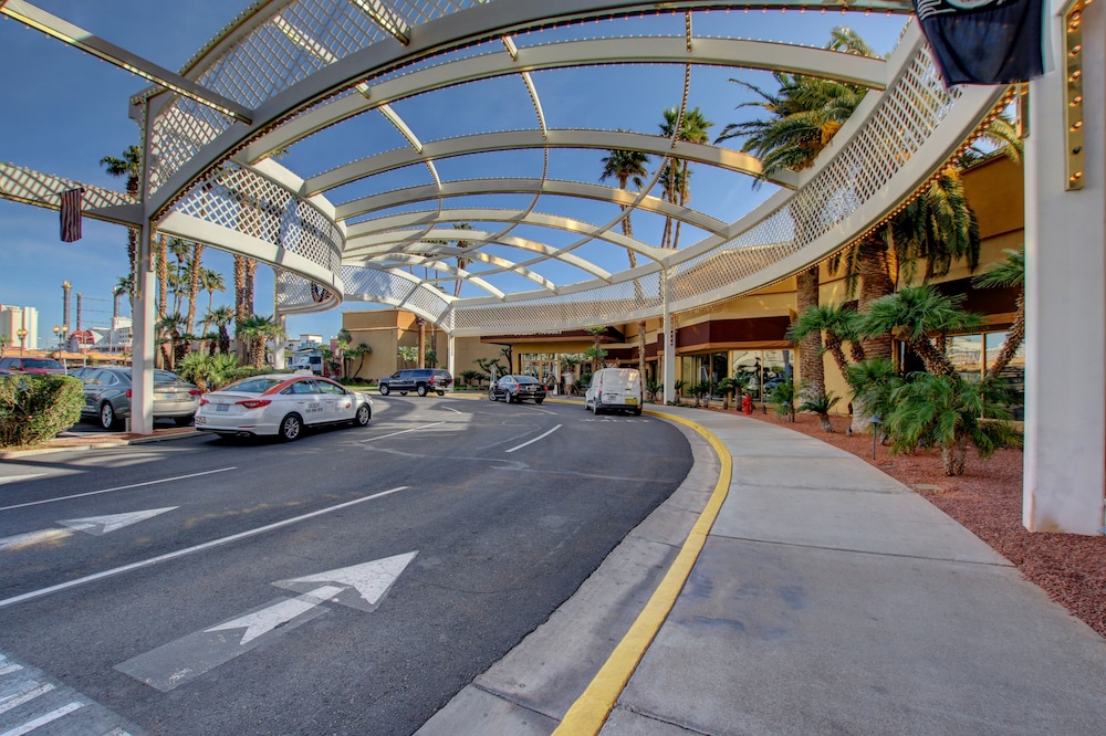 Golden Nugget Laughlin - photo 35