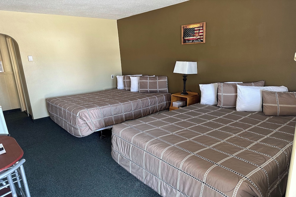 Love Hotels Murdo by OYO on Interstate 90 - photo 10