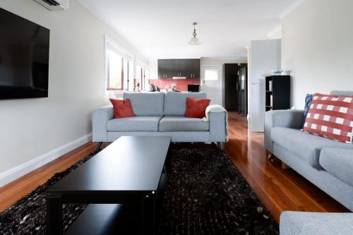 Spacious 3 Bed Mins from City Centre — Newstead — photo 5