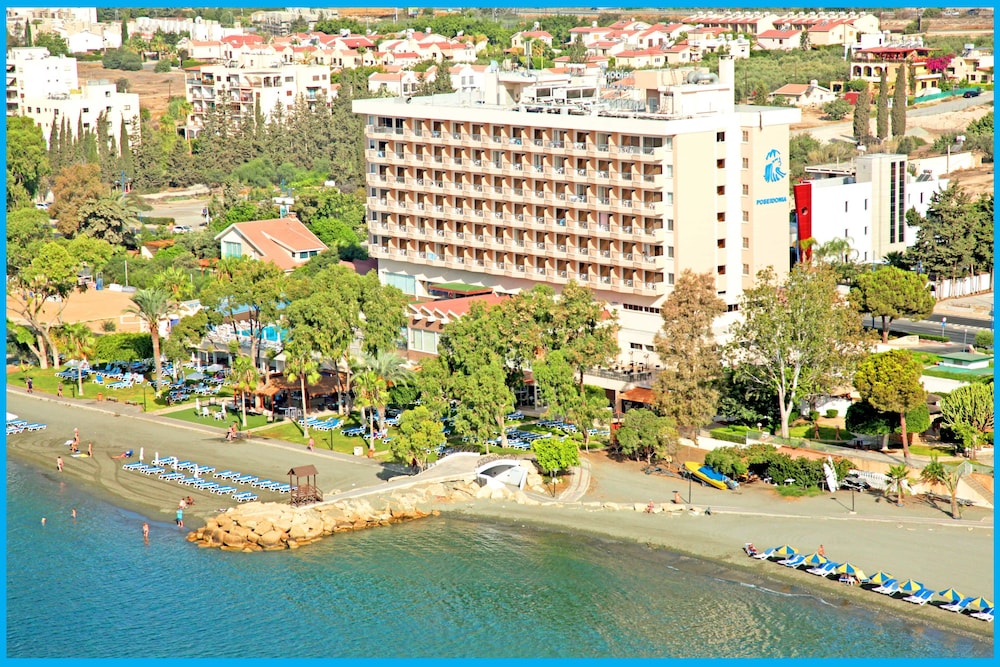 Poseidonia Beach Hotel — hotel in Limassol