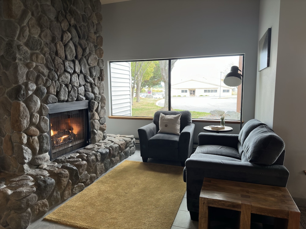 Friday Harbor Suites - photo 6