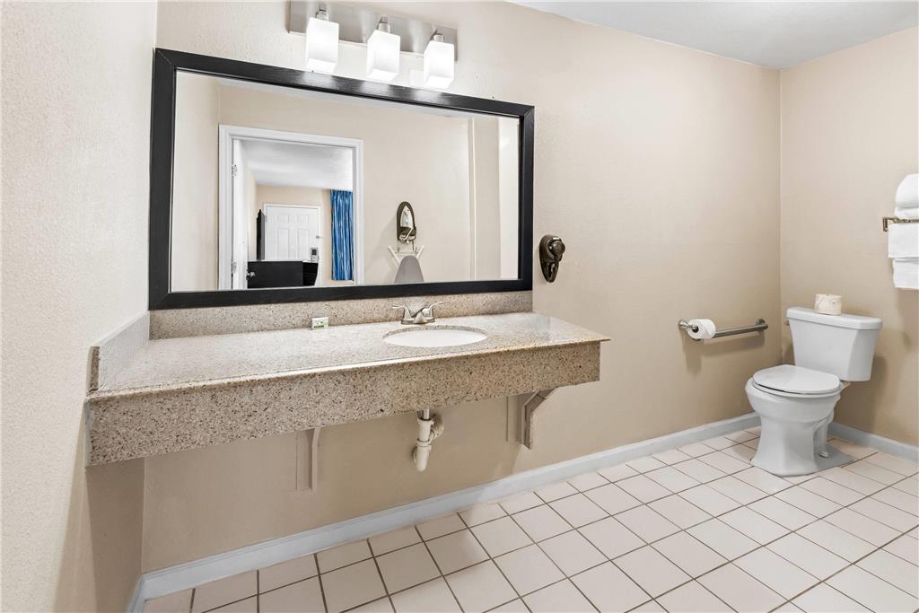 Baymont by Wyndham Port Arthur Groves Area - photo 15