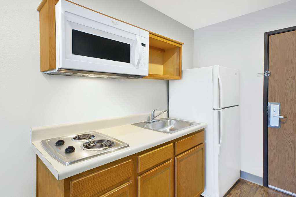 WoodSpring Suites St Louis St Charles - photo 10