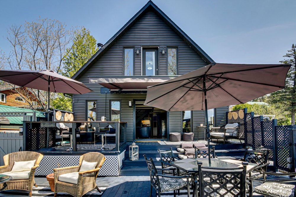Le petit Manoir Spa et Vue sur rivière St Maurice — 4-Star Luxury Hotel in Trois-Rivieres, Canada