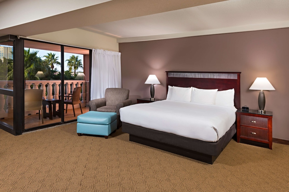 DoubleTree by Hilton Phoenix Mesa - photo 28