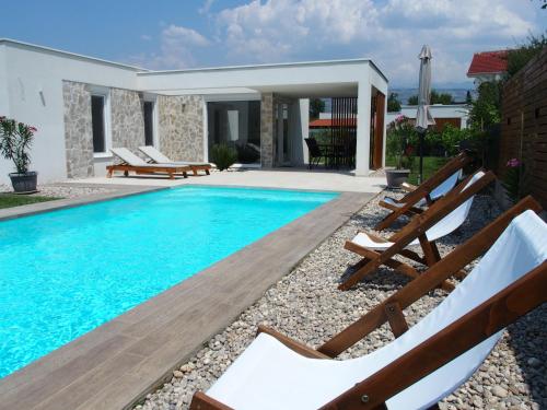 Holiday Home Lara — 4-Star Luxury Hotel in Mostar, Bosnia and Herzegovina