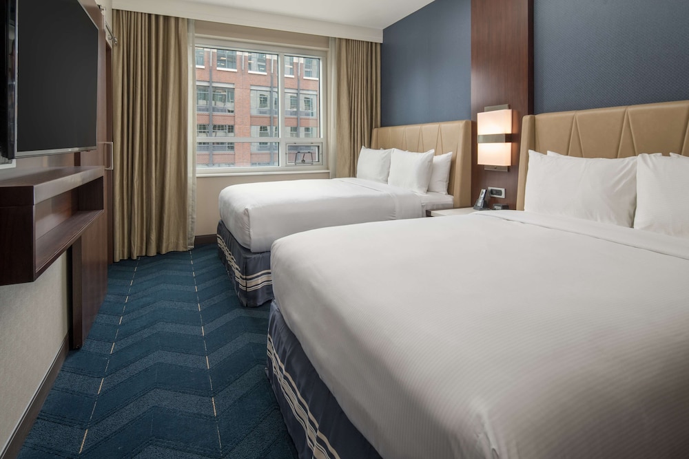 Embassy Suites by Hilton Seattle Downtown Pioneer Square - photo 37