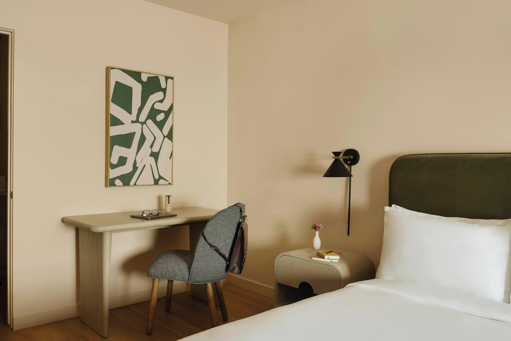 City Center Hotel by Kasa - photo 8