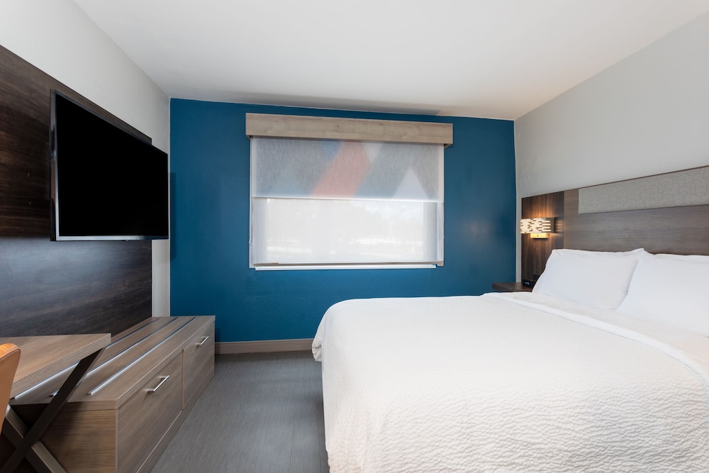 Holiday Inn Express Clearwater East Icot Center by IHG - photo 17