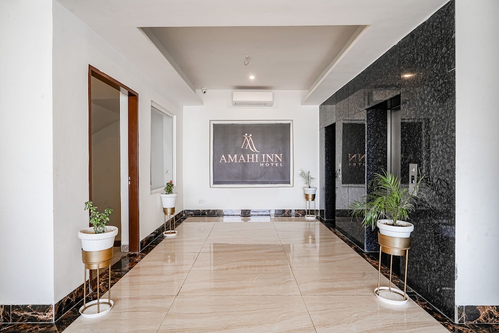 Amahi Inn I Signature Towers