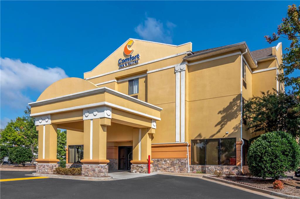 Comfort Inn Suites Atlanta Smyrna — Smyrna