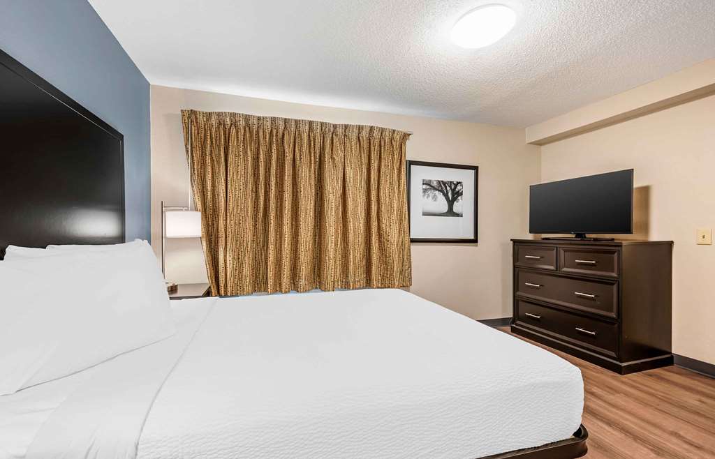 Extended Stay America Suites Cincinnati Blue Ash Reed Hartma - photo 50