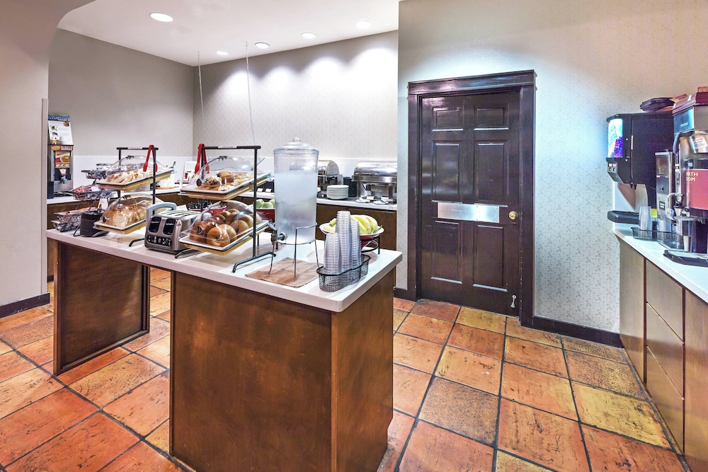 Residence Inn by Marriott Laredo Del Mar - photo 19