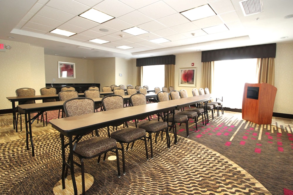 Hampton Inn & Suites Sandusky Milan - photo 30