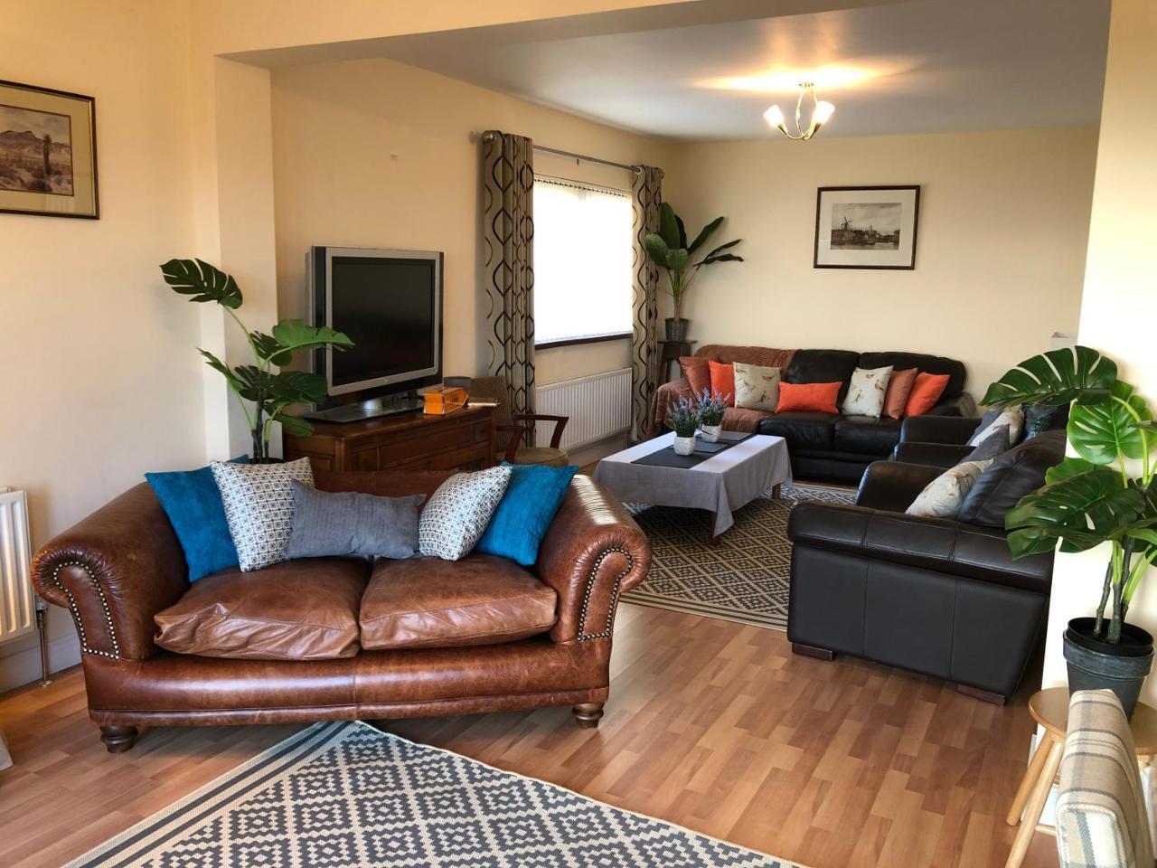 Whitehead Holiday Cottage — 4-Star Luxury Hotel in Carrickfergus, United Kingdom
