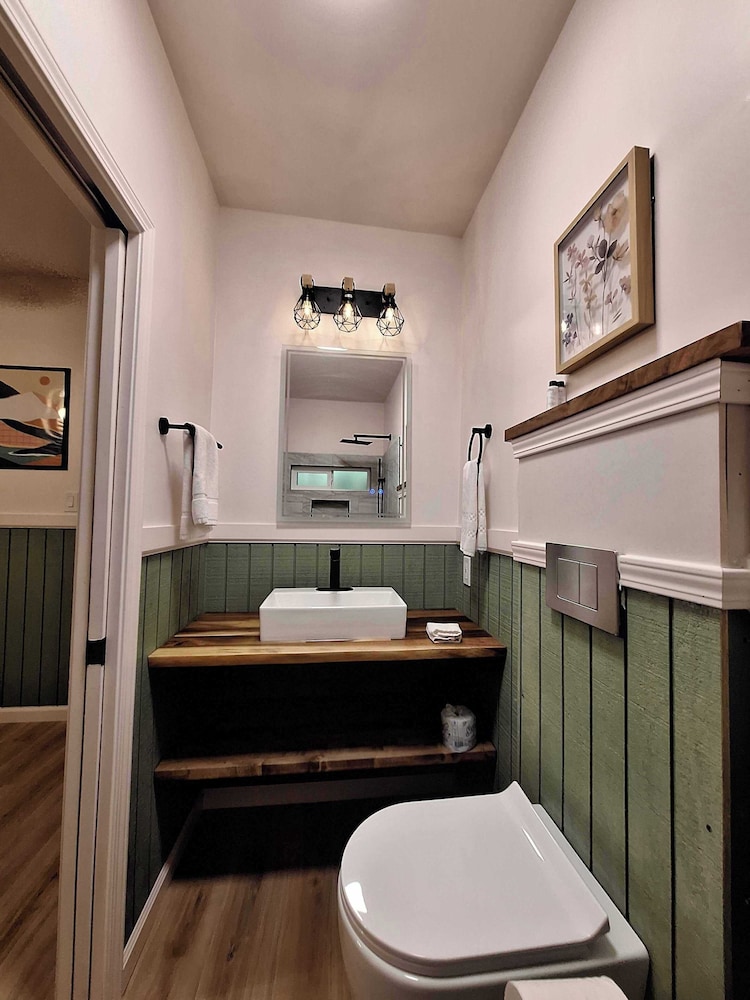 Wild Ginger Hotel - photo 30