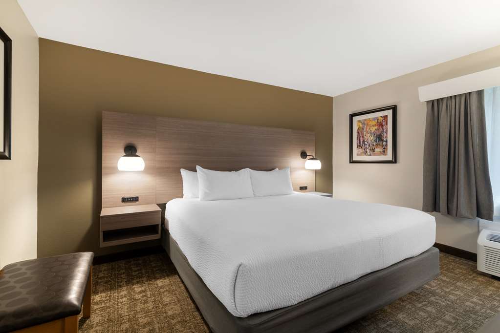 Best Western Plus Windjammer Inn & Conference Center - photo 29