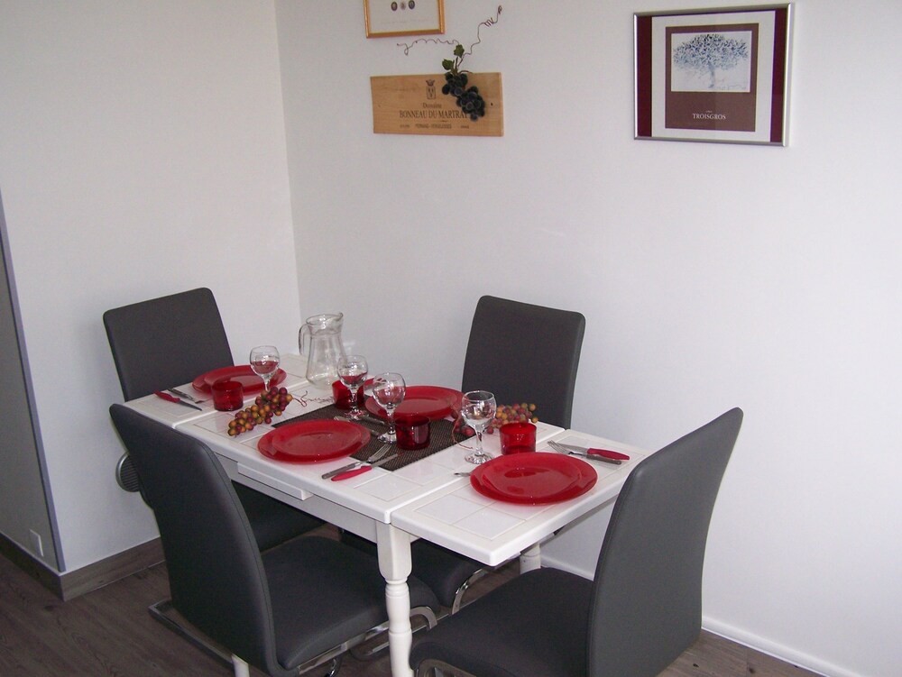 Apart Hotel Les Floralies — Roanne
