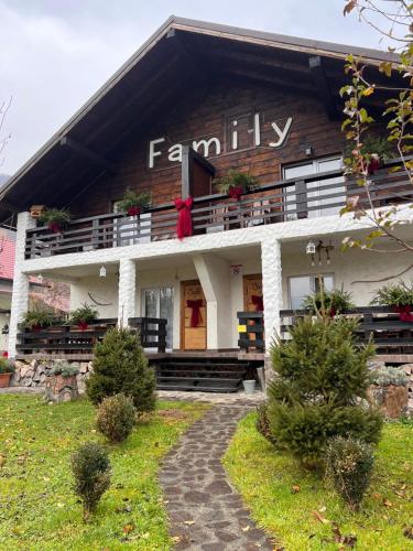 Chalet Family — 4-Star Luxury Hotel in Svalyava, Ukraine