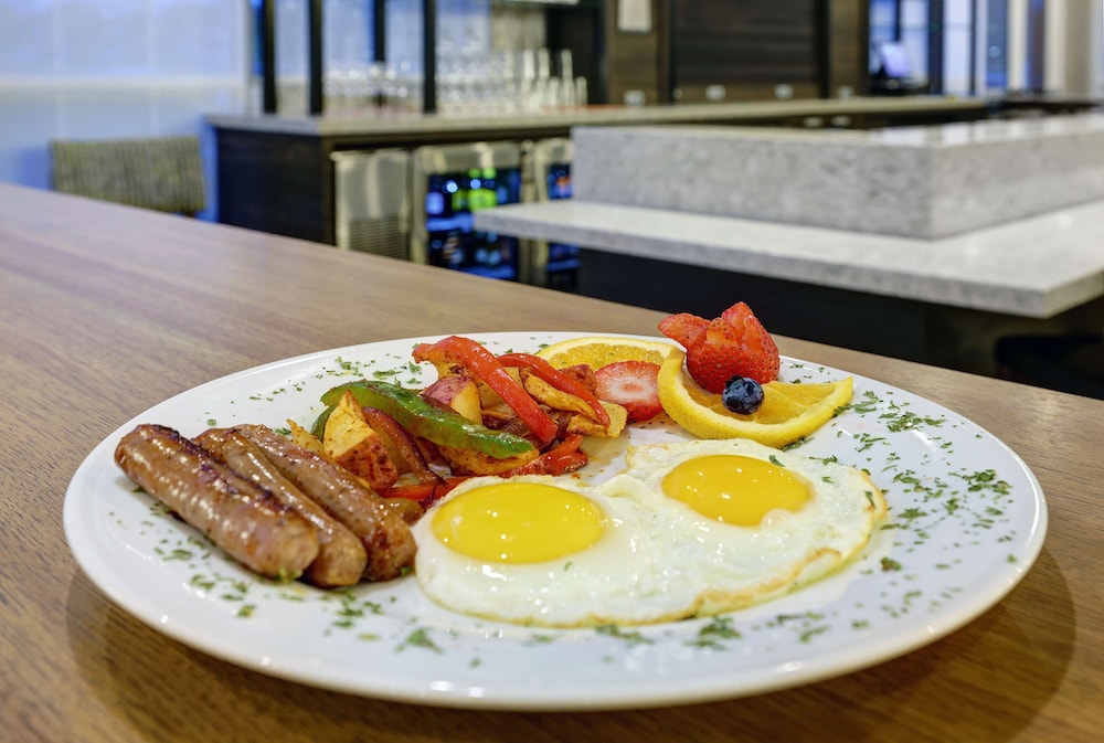 Hilton Garden Inn Manassas - photo 34