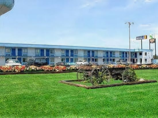 Country Host Motel - last minute hotel in Monee