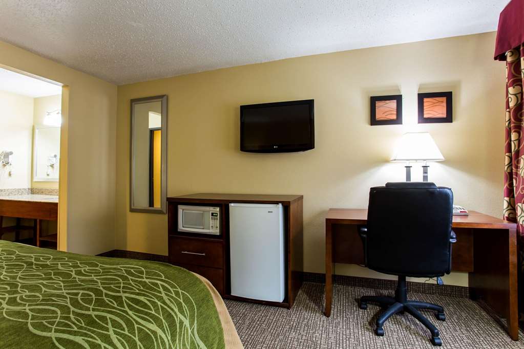 Comfort Inn Columbia West - photo 10