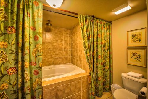 Sandy Cove Inn - photo 16