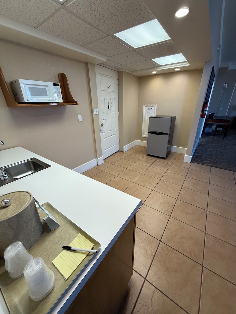 The Gadsden Hotel - photo 32