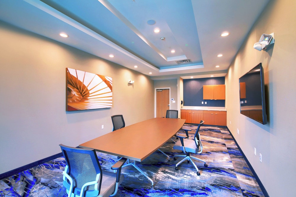 Fairfield Inn & Suites by Marriott Dallas Cedar Hill - photo 24