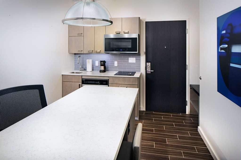 Hyatt House Nashville at Vanderbilt - photo 24