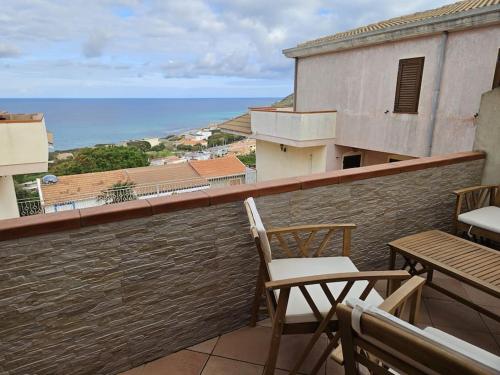 Casa Vacanza Belvedere Affitti Brevi Italia — 4-Star Luxury Hotel in Castelsardo, Italy