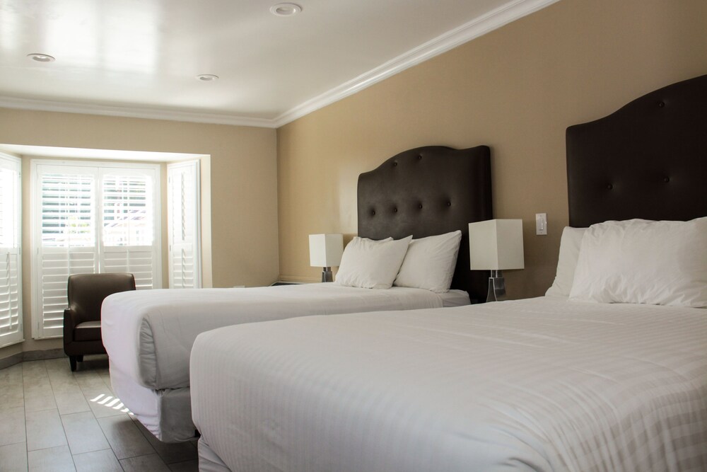 El Royale Hotel Near Universal Studios Hollywood - photo 21