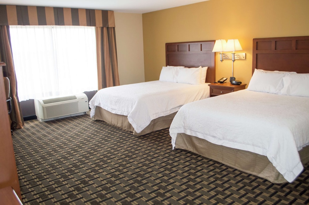 Hampton Inn & Suites Columbia at University - photo 10