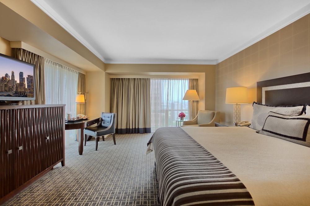 Omni Los Angeles Hotel at California Plaza - photo 24