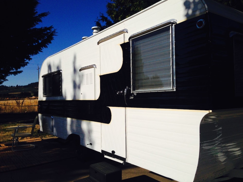 The Vintages Trailer Resort - photo 16