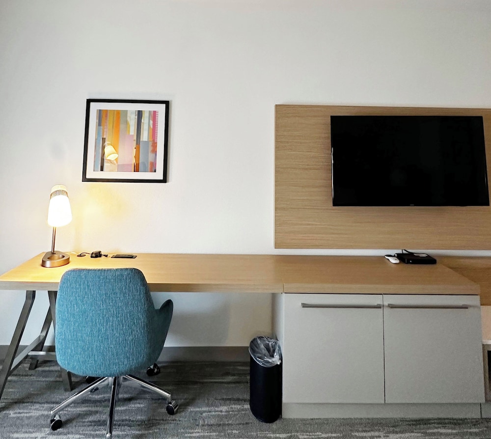 Hilton Garden Inn Miami Airport West - photo 6