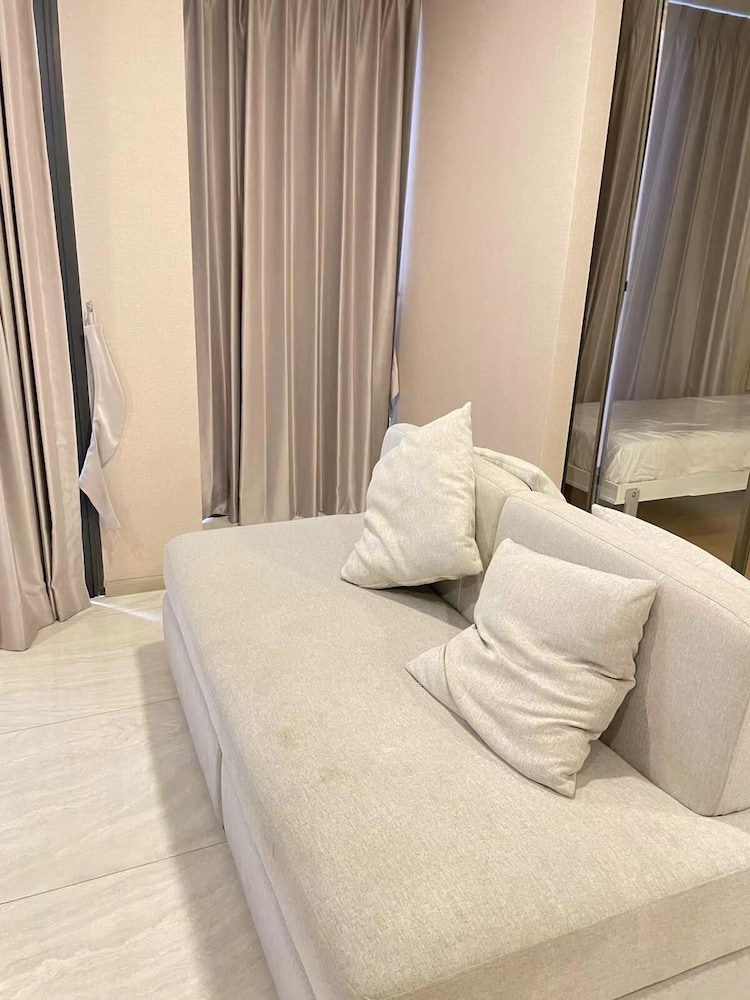 Comfy condo near BTS Asoke