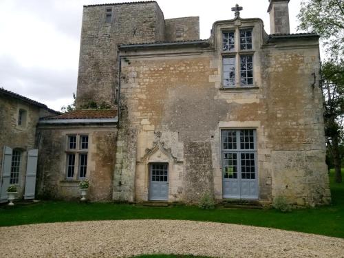 Chateau De Champdolent — Saint-Savinien — photo 4