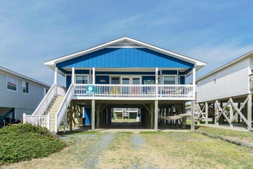 Out of the Blue by Oak Island Accommodations - featured photo